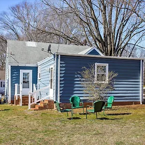 Private House Mins To Maymont Park, Trails & Vcu! Holiday home